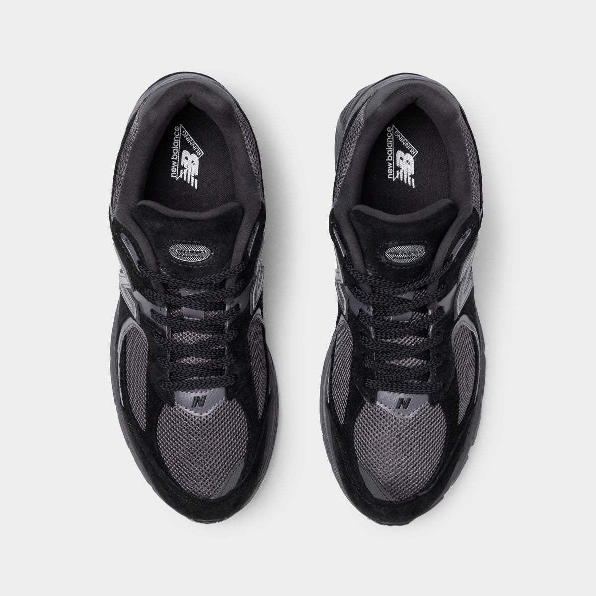 New Balance 2002 Sneakers - Black / Black - Product view 5