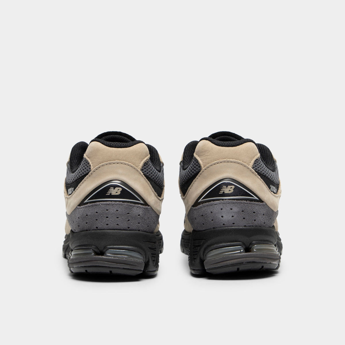 New Balance 2002R Sneakers - Black / Brown - Product view 4