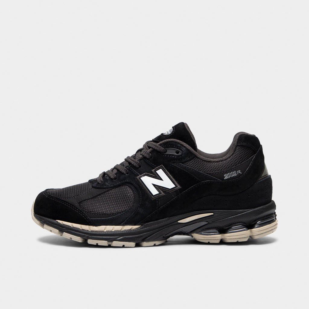 New Balance 2002 Sneakers - Black / Oat - Product view 1