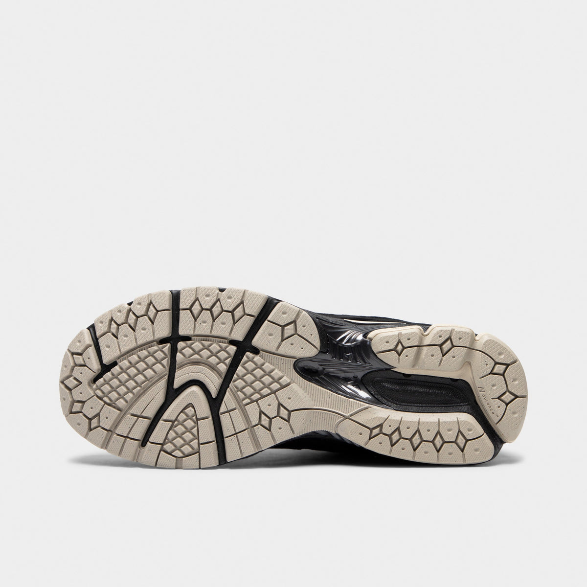 New Balance 2002 Sneakers - Black / Oat - Product view 6