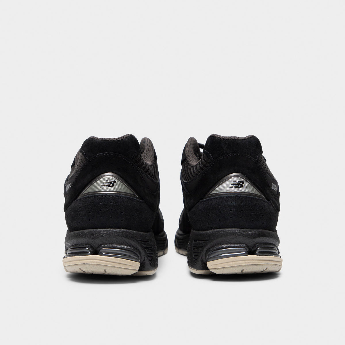 New Balance 2002 Sneakers - Black / Oat - Product view 4
