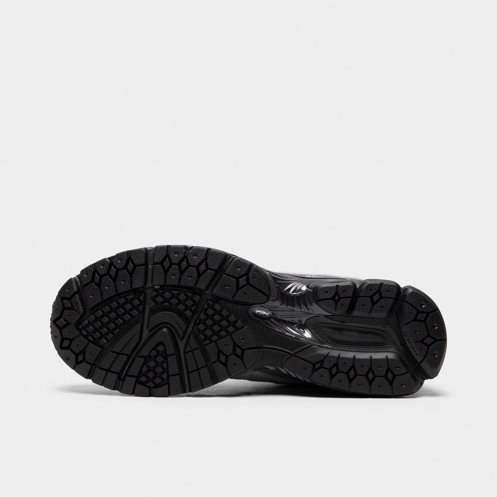 New Balance 2002R Sneakers - Slate Grey / Black Silver Metallic - Product view 6