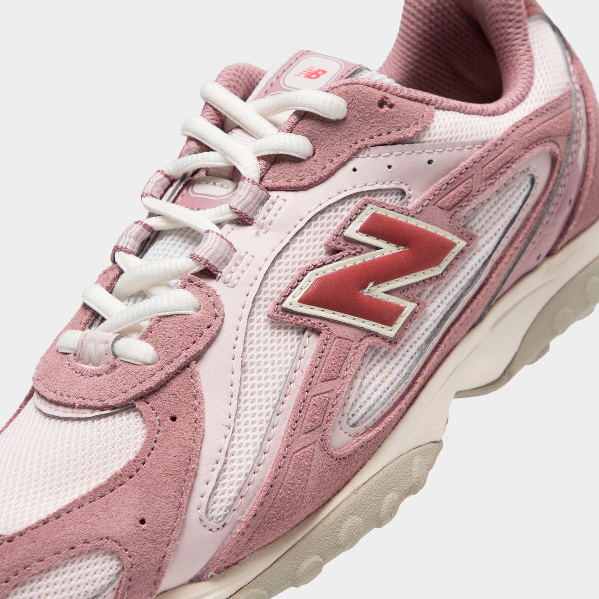 New Balance 204L Sneakers - Rosewood / Pink Salt - Product view 3