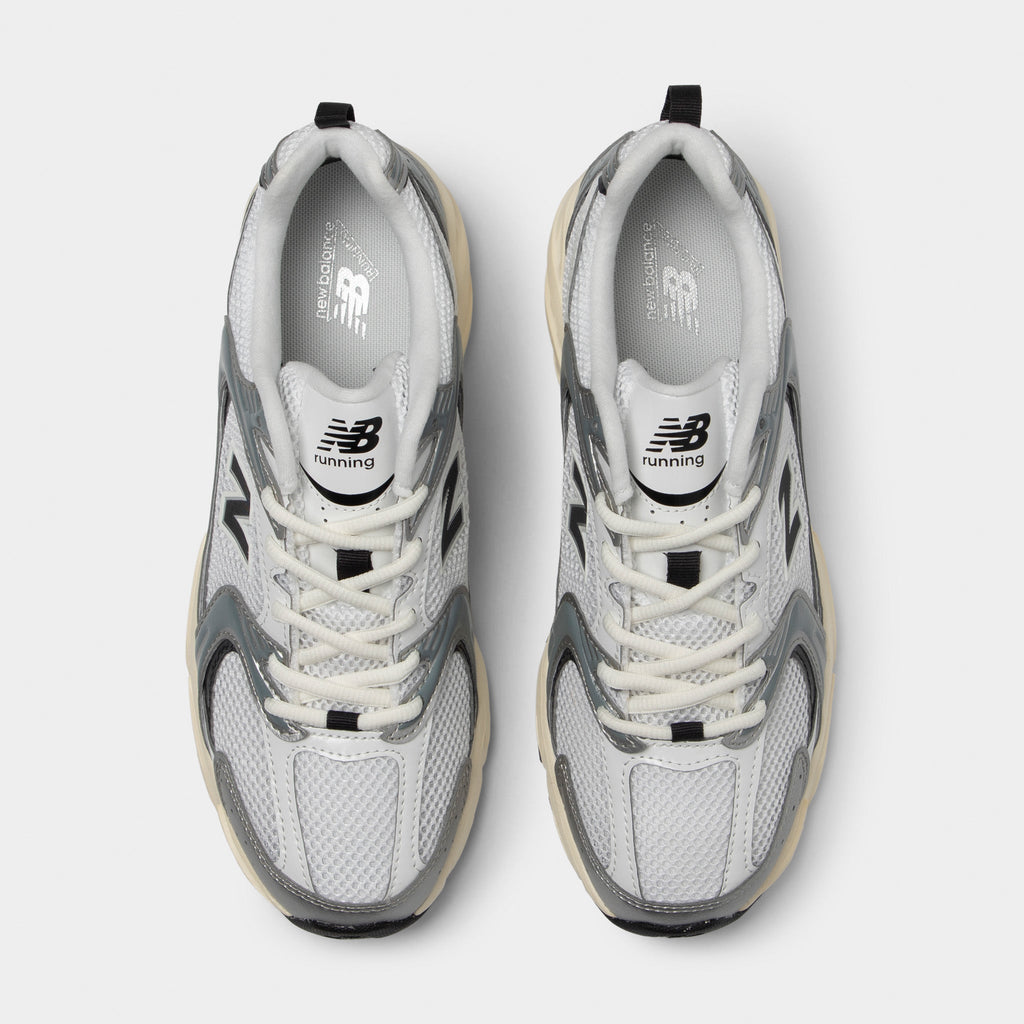 New Balance 530 Sneakers - Silver Metallic / Black Cement - Product view 5