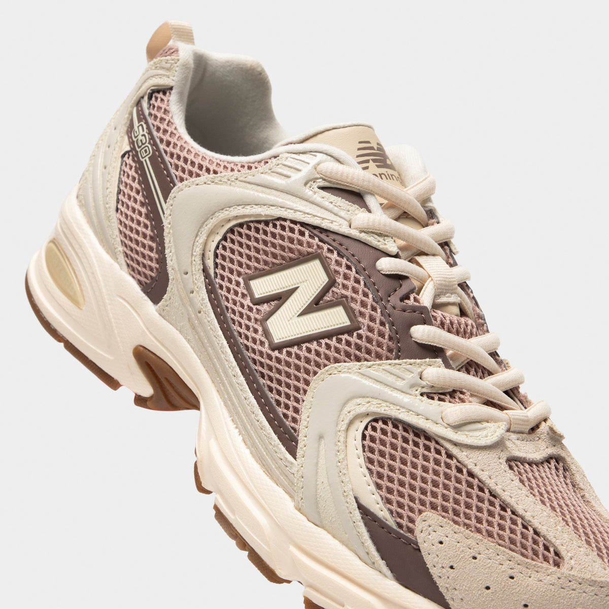 New Balance 530 Sneakers - Bisque / Earth Shadow - Product view 3