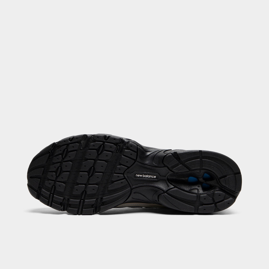 New Balance 740 Sneakers - Timberwolf / Black - Product view 6