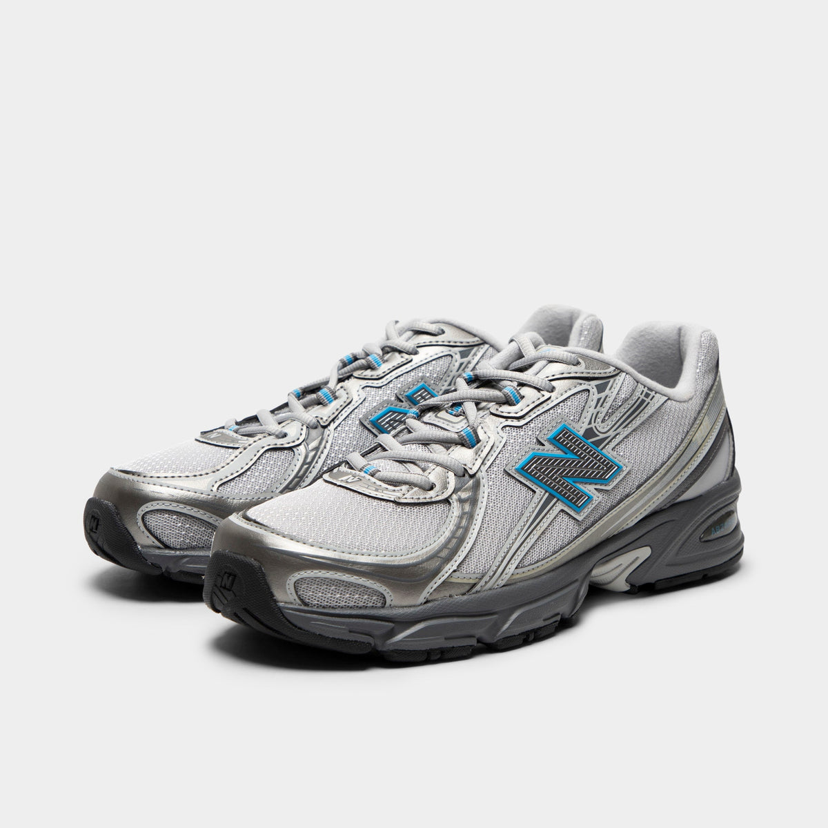 New Balance 740 Sneakers - Raincloud / Fan Blue - Product view 2