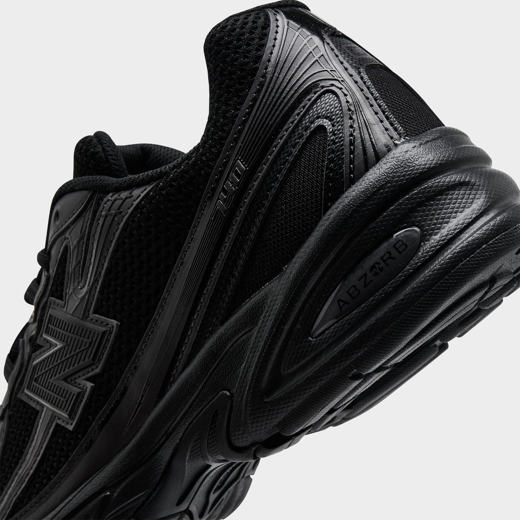 New Balance 740 Sneakers - Black / Black Cement - Product view 3