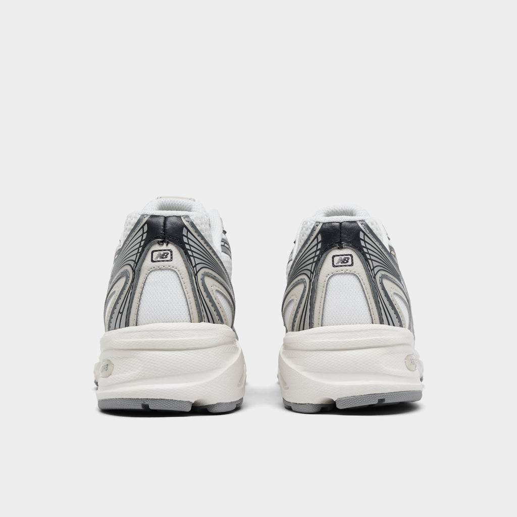 New Balance 740 Sneakers - Linen / Timberwolf - Product view 4