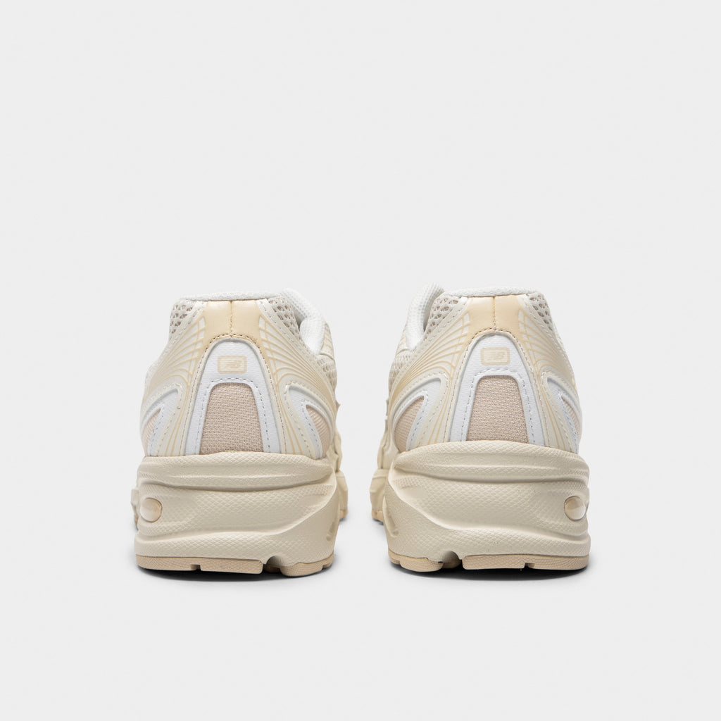 New Balance 740 Sneakers - Bisque / Angora - Sea Salt - Product view 4