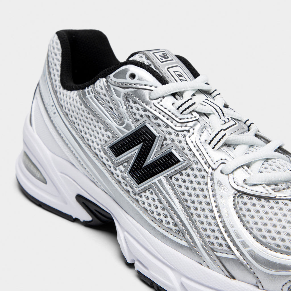 New Balance 740 Sneakers - White / Silver Metallic - Black - Product view 3