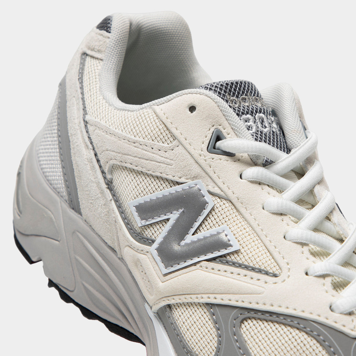 New Balance 880 Sneakers - Sea Salt / Slate Grey - Product view 3