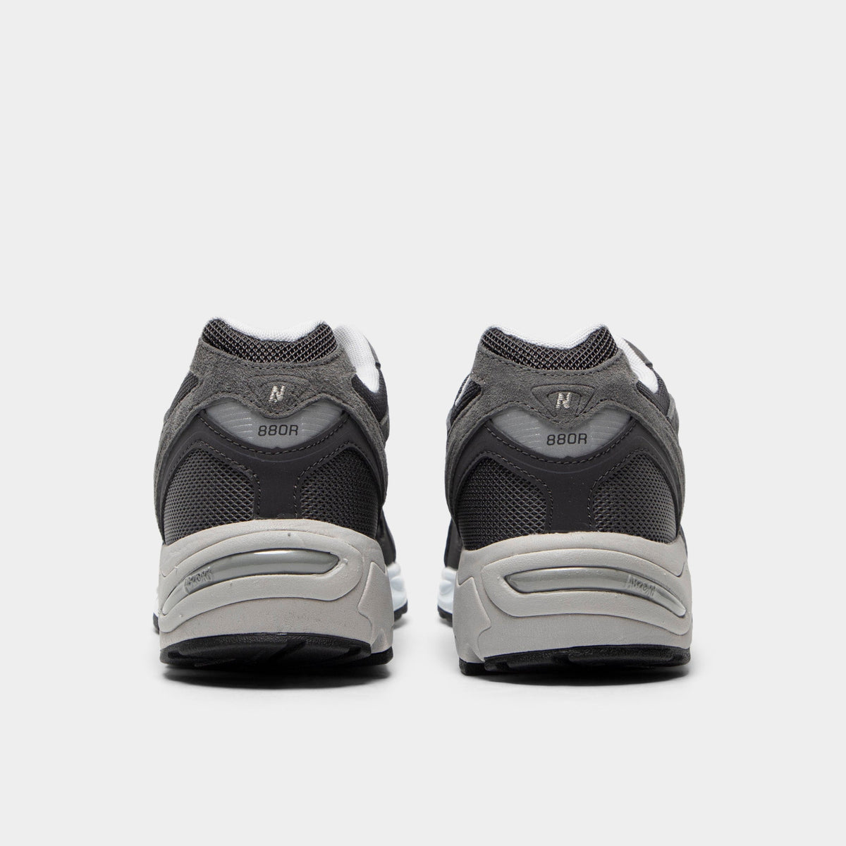 New Balance 880 Sneakers - Grey / Grey - Product view 4