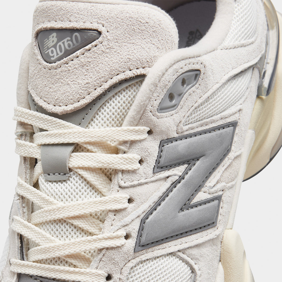 New Balance 9060 Sneakers - Sea Salt / Concrete - Product view 3