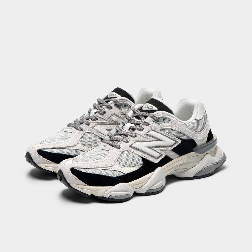 New Balance 9060 Sneakers - Black / Reflection - Product view 2