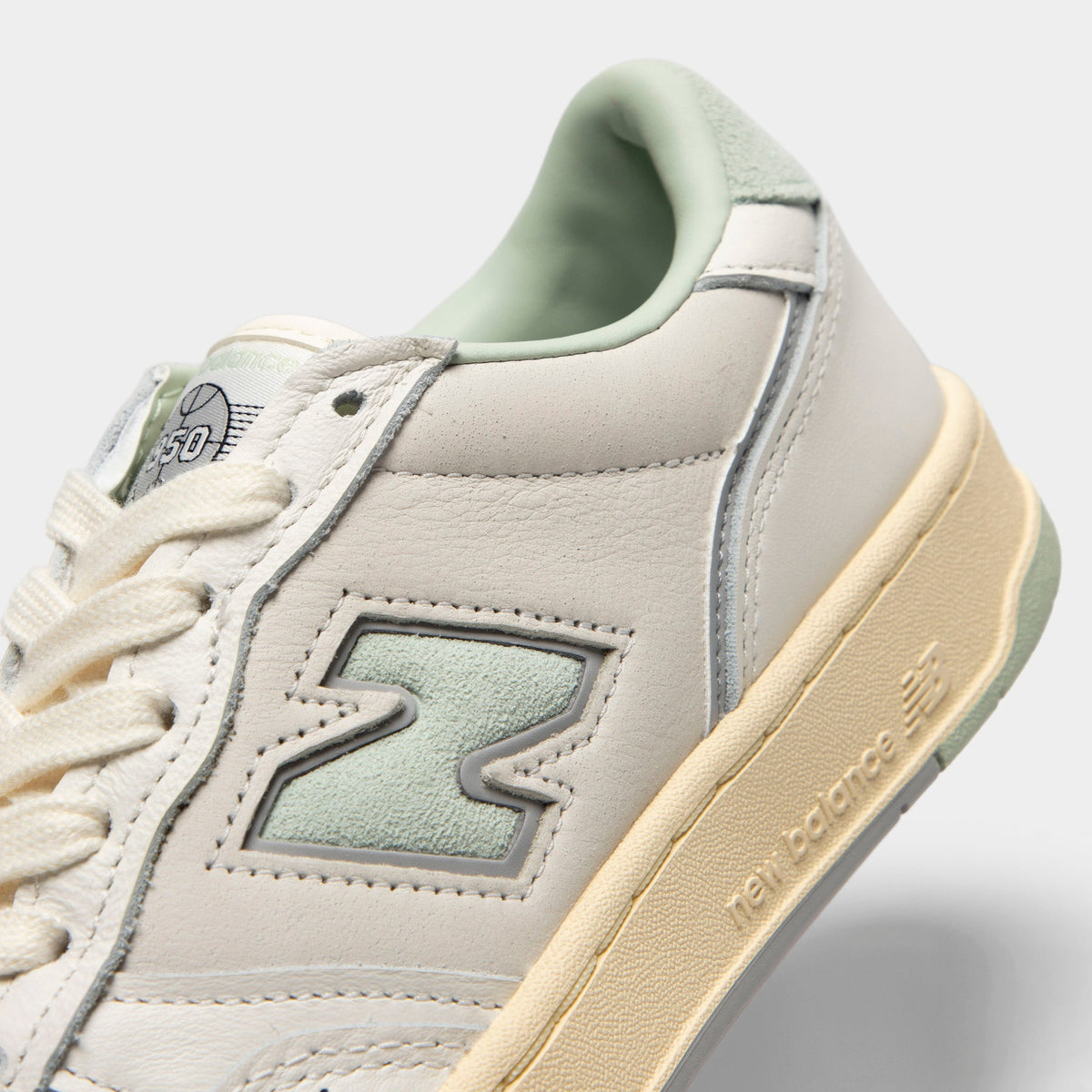 New Balance 950 Sneakers - White / Mint - Product view 3